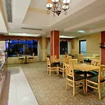 Holiday Inn Express Hotel & Suites-North East By Ihg 